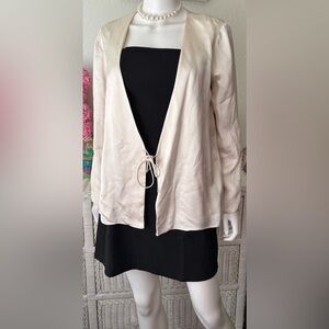 Theory Wrap Jacket Satin Modest Relax Fit w/ front ties in Cream Size M